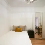 Rent 4 bedroom apartment in Lisbon