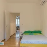 Rent 5 bedroom apartment of 100 m² in Milan