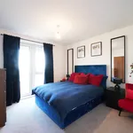 Rent 3 bedroom apartment in London