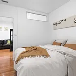 Rent 2 bedroom apartment in Melbourne