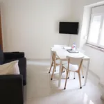 Rent 2 bedroom apartment in Lisbon