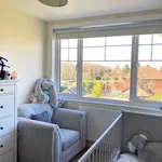 Rent 3 bedroom house in Surrey