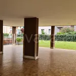 Rent 3 bedroom apartment of 141 m² in Rho