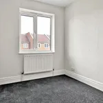 Rent 3 bedroom flat in London