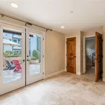 Rent 3 bedroom house of 215 m² in manhattan beach