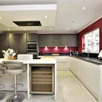 Rent 5 bedroom house in South East England