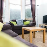 Rent 4 bedroom house in Leeds