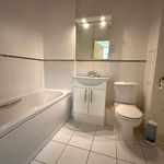 Rent 2 bedroom flat in South East England