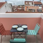 Rent 1 bedroom apartment of 50 m² in Lisbon