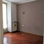 Rent 2 bedroom apartment of 75 m² in Turin