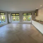 Huur 1 slaapkamer appartement van 70 m² in Landsmeer