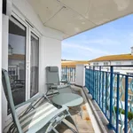 Rent 3 bedroom apartment in Brighton Marina