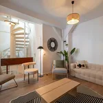 Rent a room of 248 m² in Paris