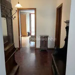 Rent 3 bedroom apartment of 90 m² in Como