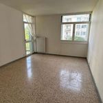 Rent 3 bedroom apartment of 56 m² in Marignane