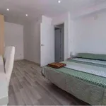 Rent 3 bedroom apartment in Valencia