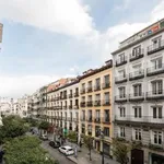 Rent 2 bedroom apartment of 120 m² in Madrid