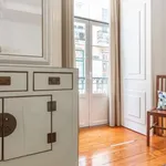 Rent 3 bedroom apartment in lisbon