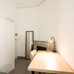 Alquilo 5 dormitorio apartamento de 8 m² en Madrid