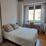 Rent a room of 70 m² in bilbao