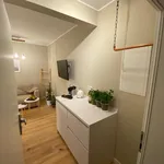 Rent 1 bedroom apartment of 50 m² in Dusseldorf