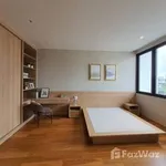 Rent 4 bedroom house of 516 m² in Bangkok