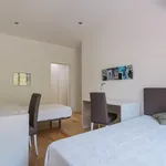 Rent 3 bedroom apartment in Lisbon