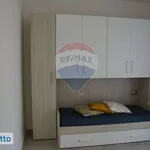 Affitto 3 camera appartamento di 130 m² in Bari