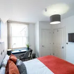 room in Argyle Street, Reading