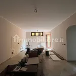 Rent 5 bedroom house of 143 m² in Rome