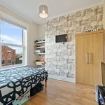 Rent 4 bedroom house in Preston