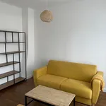 Rent 1 bedroom apartment of 370 m² in Paris