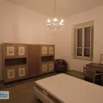 Affitto 6 camera casa di 120 m² in Arezzo