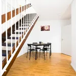 Rent 4 bedroom apartment in Dusseldorf