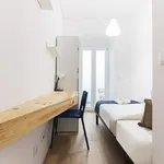 Rent 4 bedroom apartment in Lisbon