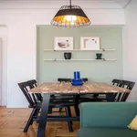 Rent a room of 293 m² in Madrid