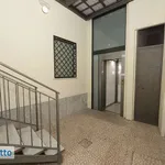 Affitto 4 camera appartamento di 130 m² in Palermo