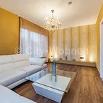 Rent 2 bedroom apartment of 84 m² in Hamburg