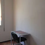 Rent a room of 120 m² in bologna