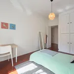 Rent 7 bedroom apartment in Lisbon