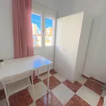 Rent 4 bedroom apartment in Seville