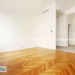 Rent 3 bedroom apartment of 103 m² in Milan