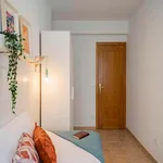 Rent a room of 598 m² in Madrid