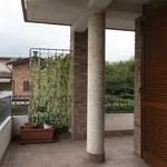 Rent 4 bedroom apartment of 60 m² in Seveso