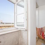 Rent 1 bedroom apartment in Porto