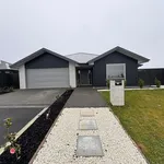 Rent 4 bedroom house in Christchurch