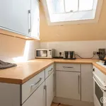 Rent 8 bedroom flat in Edinburgh