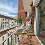 Rent 5 bedroom apartment of 80 m² in Barcelona