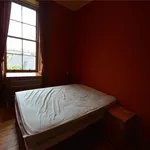 Rent 2 bedroom flat in Edinburgh  South