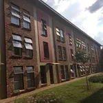 Rent 3 bedroom apartment of 96 m² in Pretoria